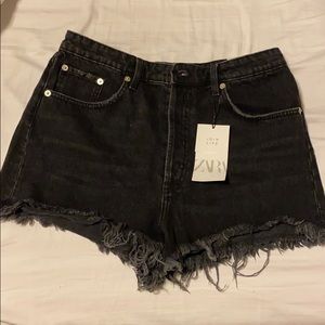 Zara frayed high rise denim shorts